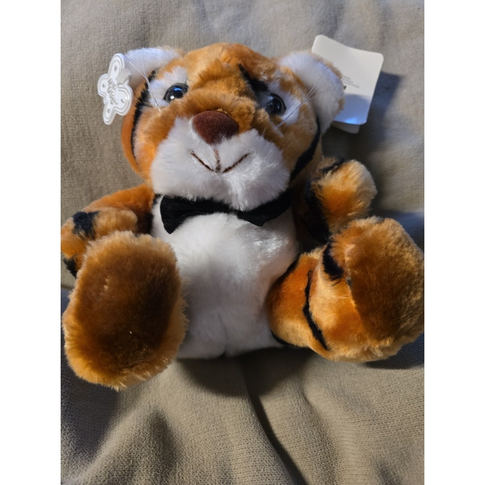 Russ Berrie Luv Pets Tugs Tiger Plush Stuffed Animal VTG Bow Tie NWT K-29 #437